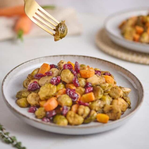 Easy Roasted Brussel Sprouts and Carrots