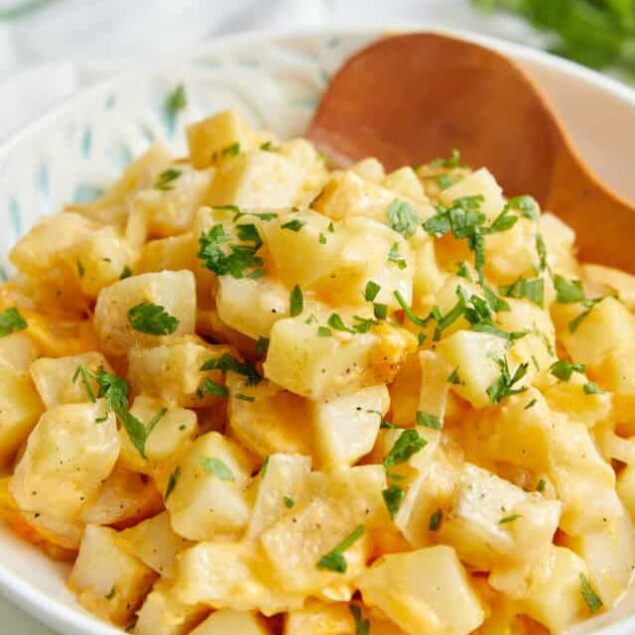 Crockpot Cheesy Potatoes