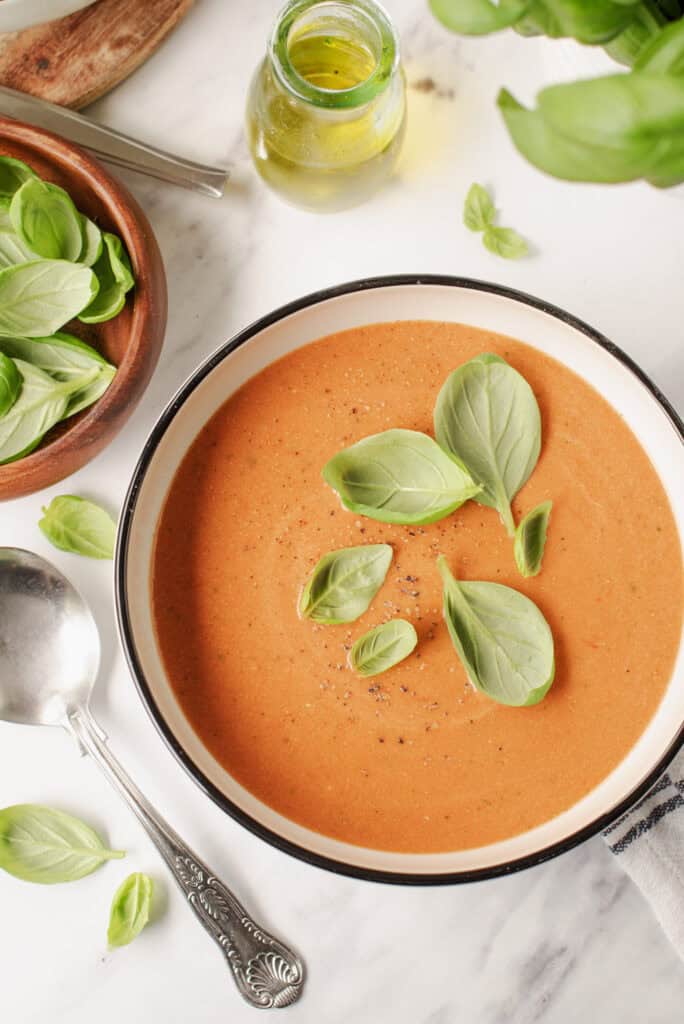 Tomato basil soup