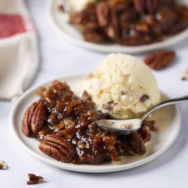Pecan Pie Cobbler