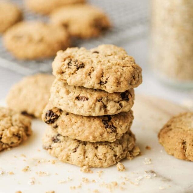 Oatmeal Raisin Cookies