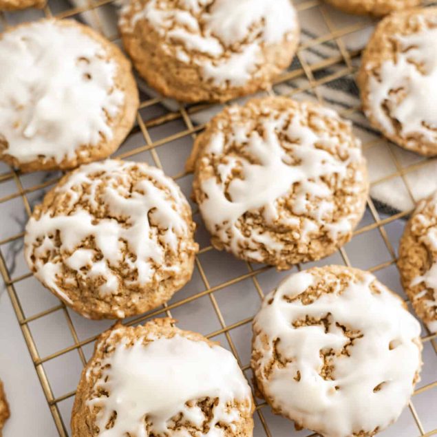 Iced Oatmeal Cookies