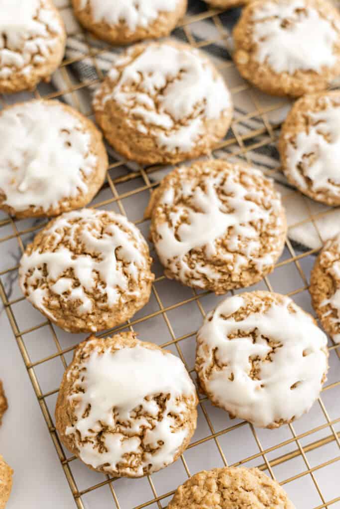 Iced Oatmeal Cookies