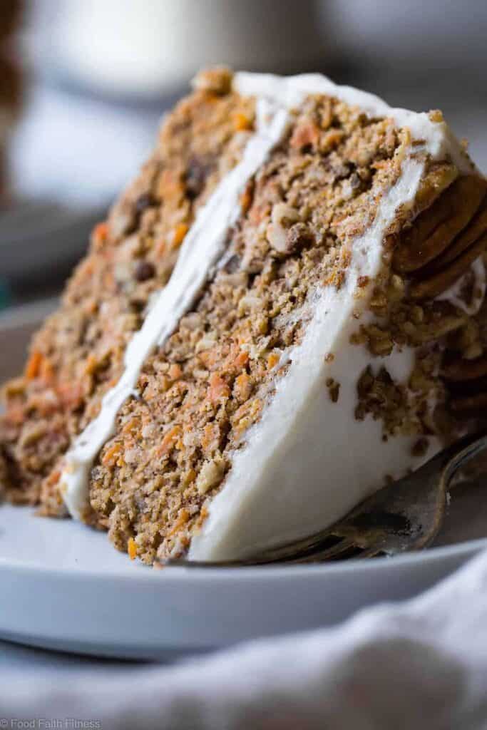 Low Carb Sugar Free Carrot Cake - this healthy, sugar free carrot cake is SO moist and tender, you'll never know it's gluten, oil and butter free, made with Greek yogurt, only 170 calories and 5 WW Freestyle points! Perfect for Easter! | #Foodfaithfitness | #Lowcarb #sugarfree #glutenfree #carrotcake #easter