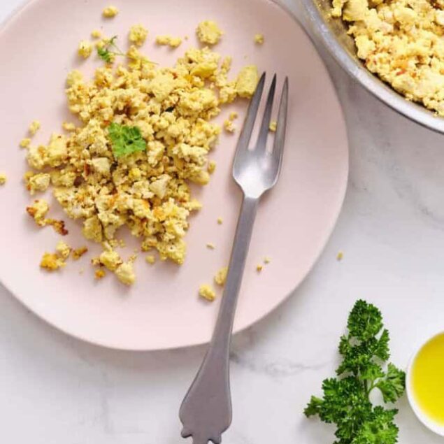 cropped-vegan-scrambled-eggs-a-vegan_scrambled_eggs-feature-1.jpeg