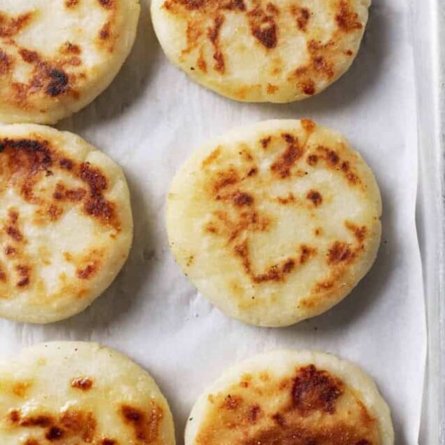 cropped-arepas-a-arepas-feature-1.jpeg