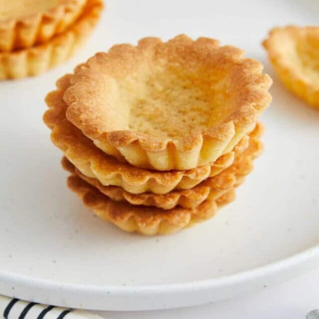 cropped-mini-tart-shells-a_fff_mini-tart-shells26152_features_1.jpeg