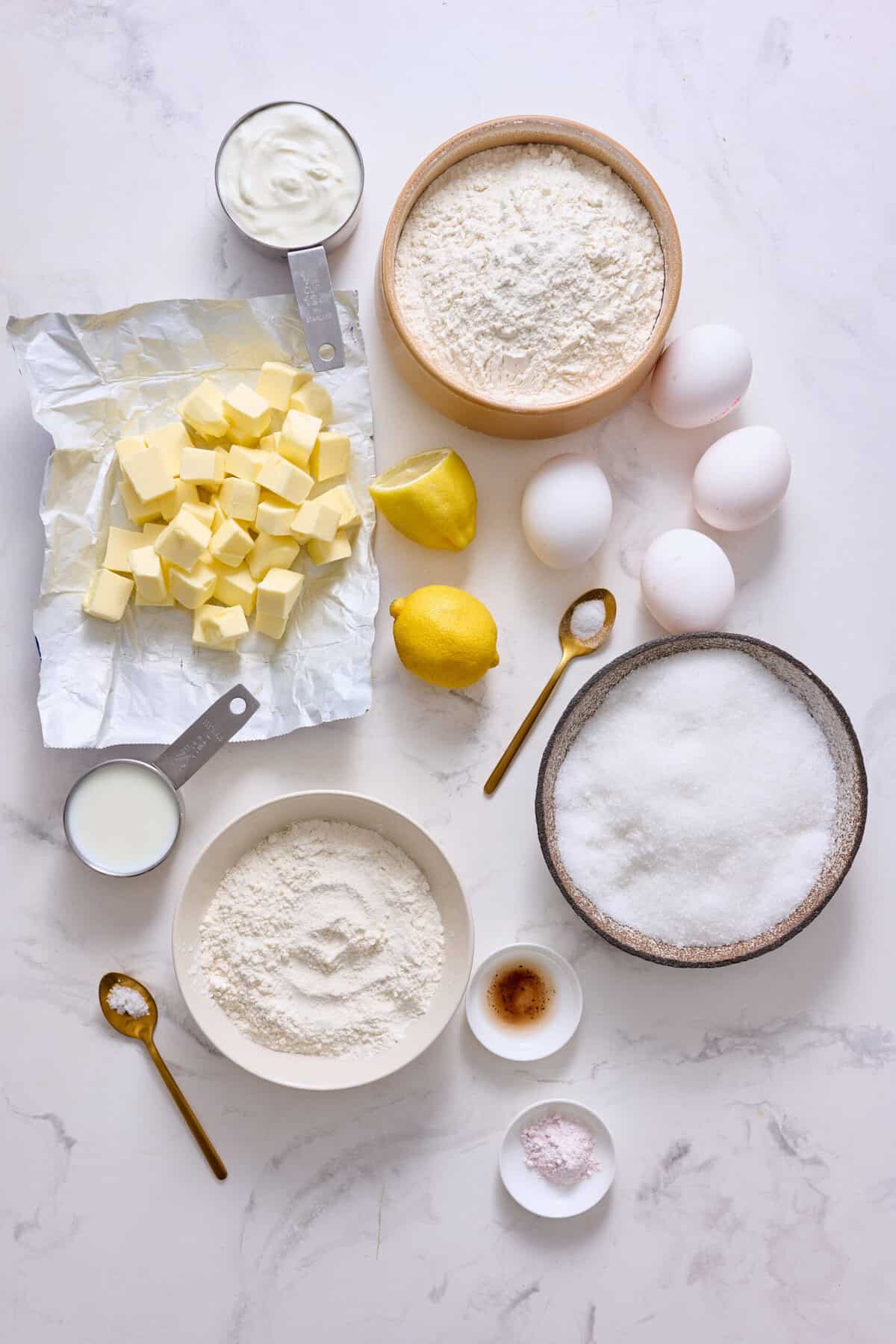 Lemon Bundt Cake - foodfaithfitness