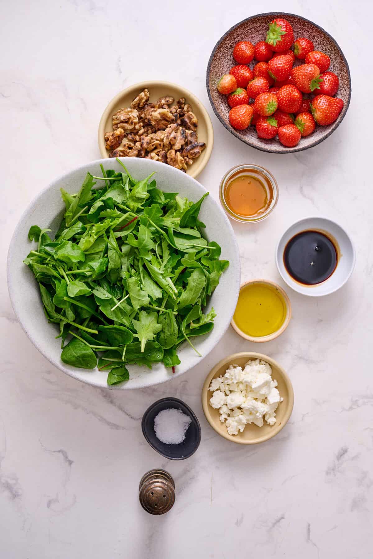 Strawberry Walnut Salad - foodfaithfitness