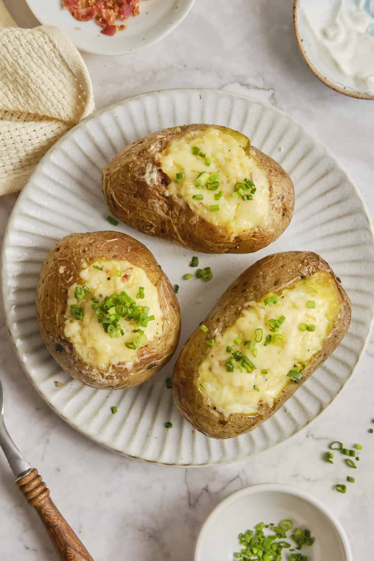 Stuffed Baked Potatoes - foodfaithfitness