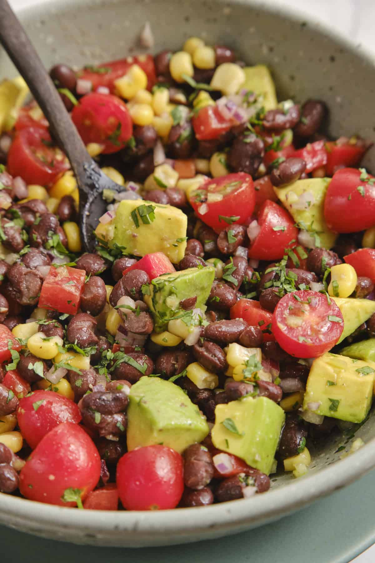 Salad with black bean - foodfaithfittness