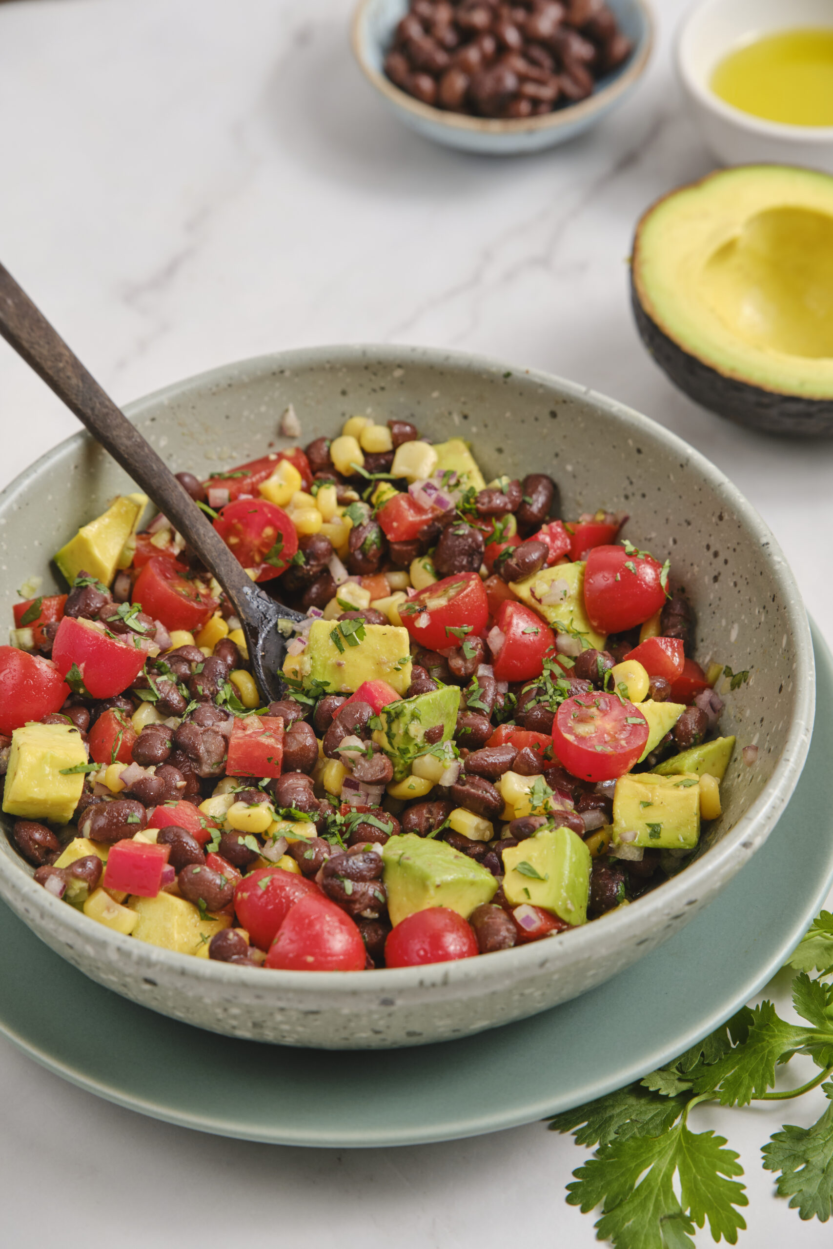 Salad with black bean - foodfaithfittness