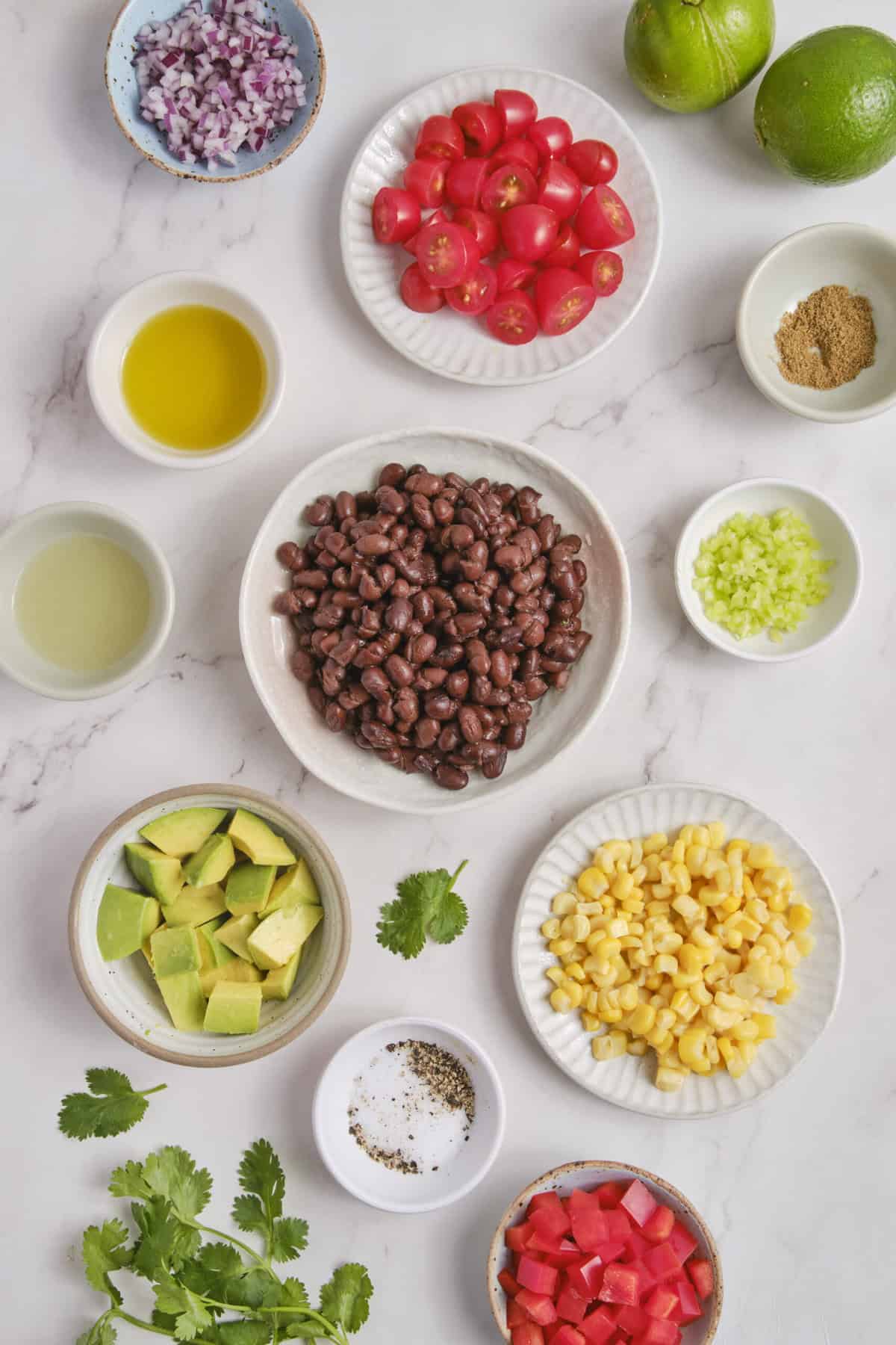 Salad with black bean - foodfaithfittness