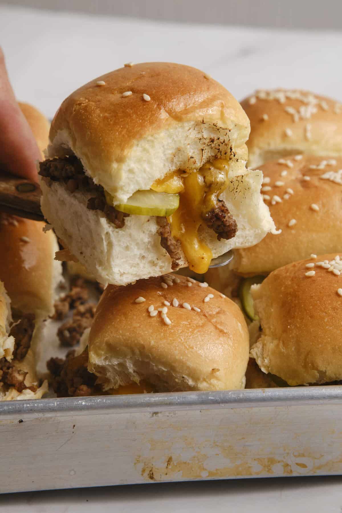 Cheeseburger Sliders - foodfaithfitness