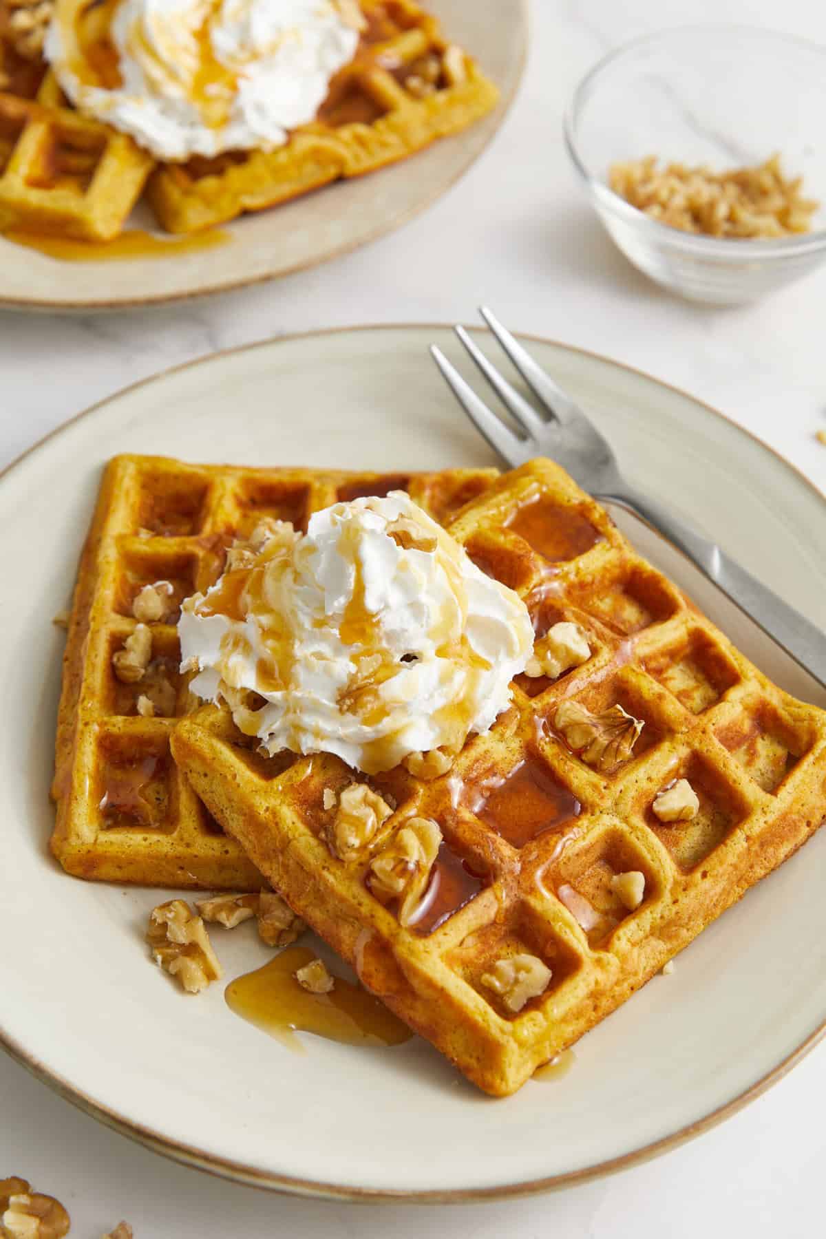 Pumpkin Waffles - foodfaithfitness