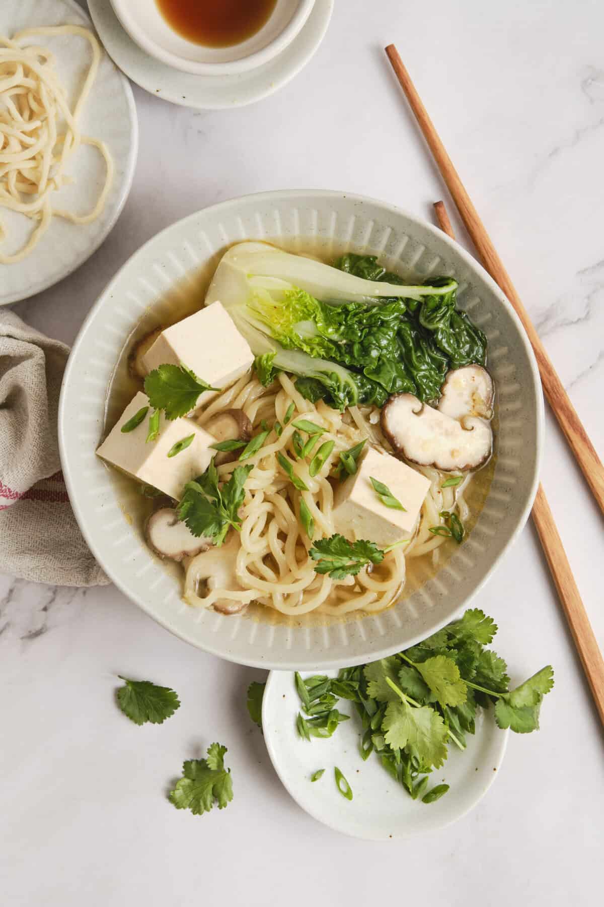 Vegan Ramen - foodfaithfitness