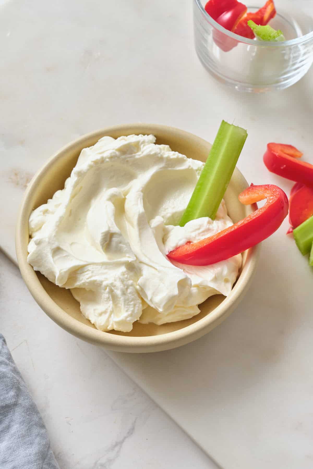 Whipped Cream Cheese - foodfaithfitness