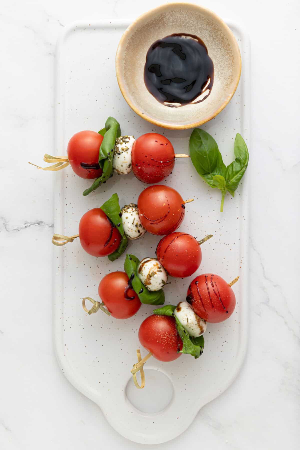 Caprese Skewers - foodfaithfitness