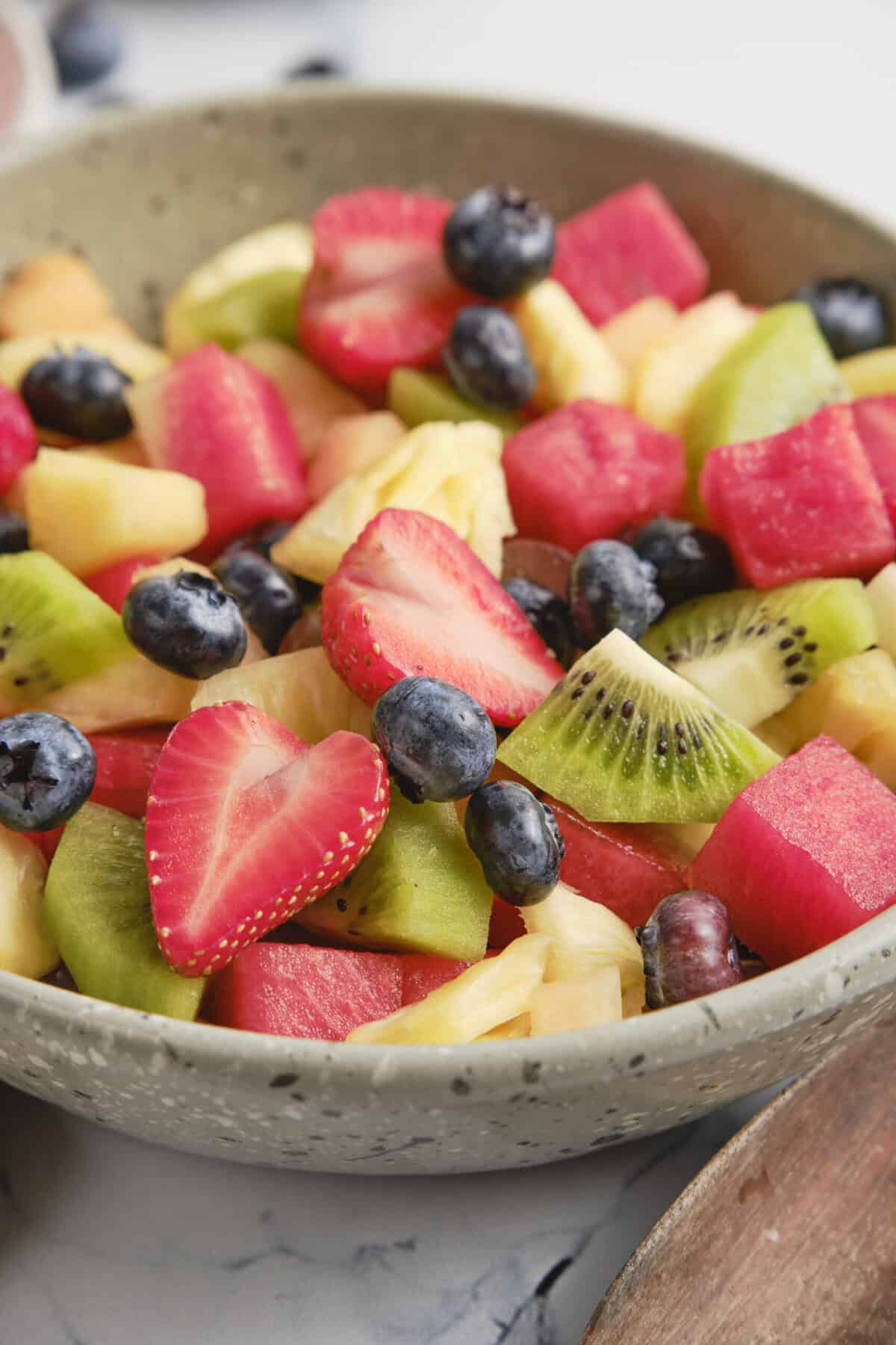 Fresh Fruit Bowl - foodfaithfitness