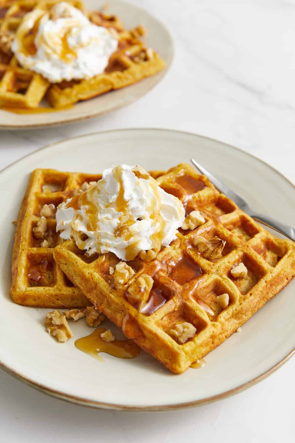 Pumpkin Waffles - foodfaithfitness