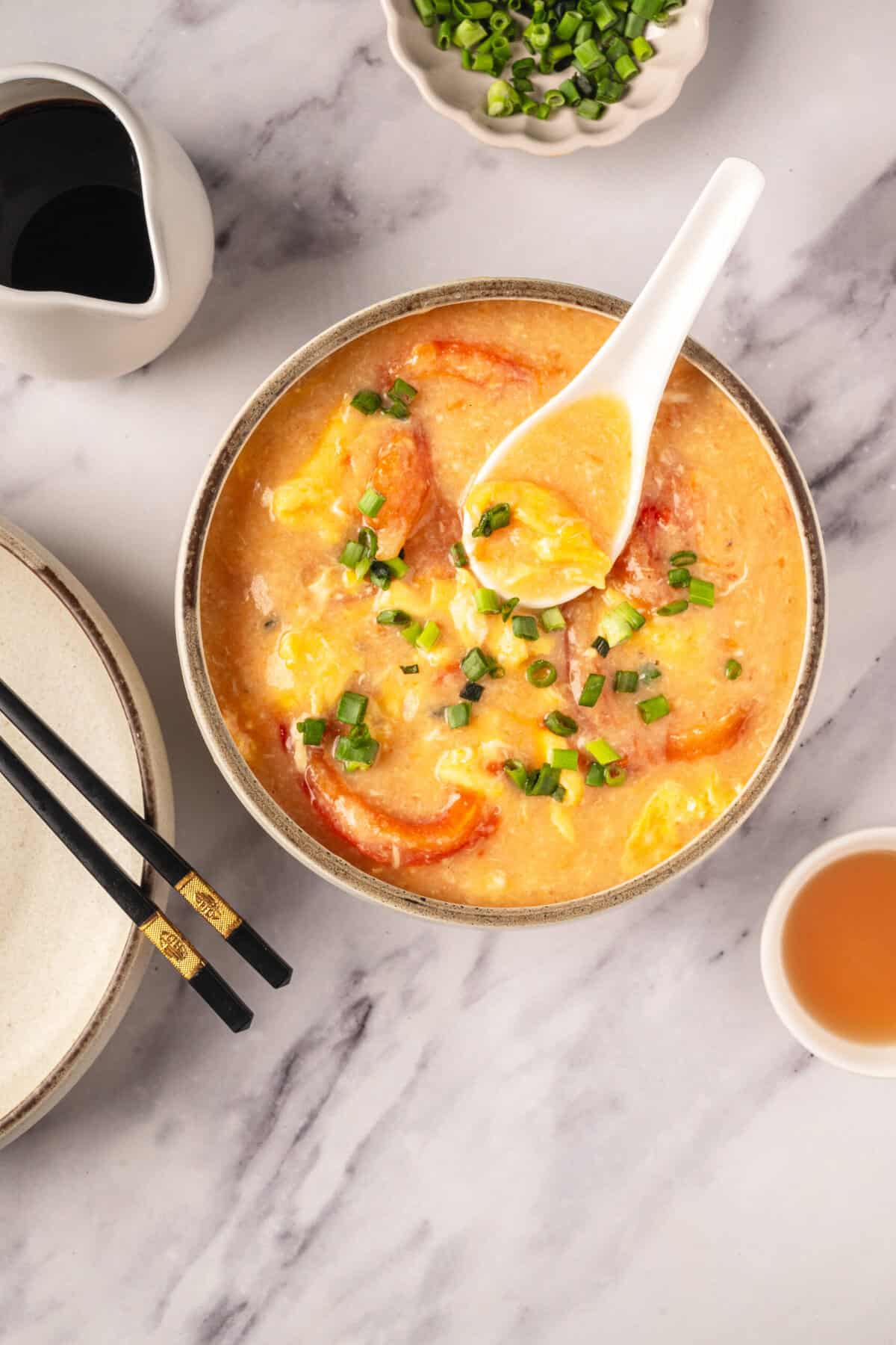 Tomato Egg Drop Soup - foodfaithfitness