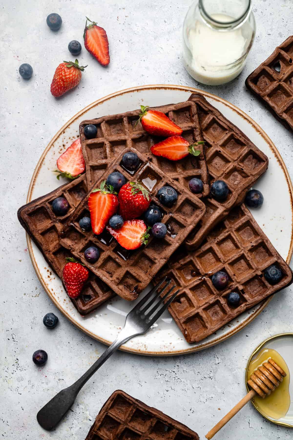 Brownie Waffles - foodfaithfitness