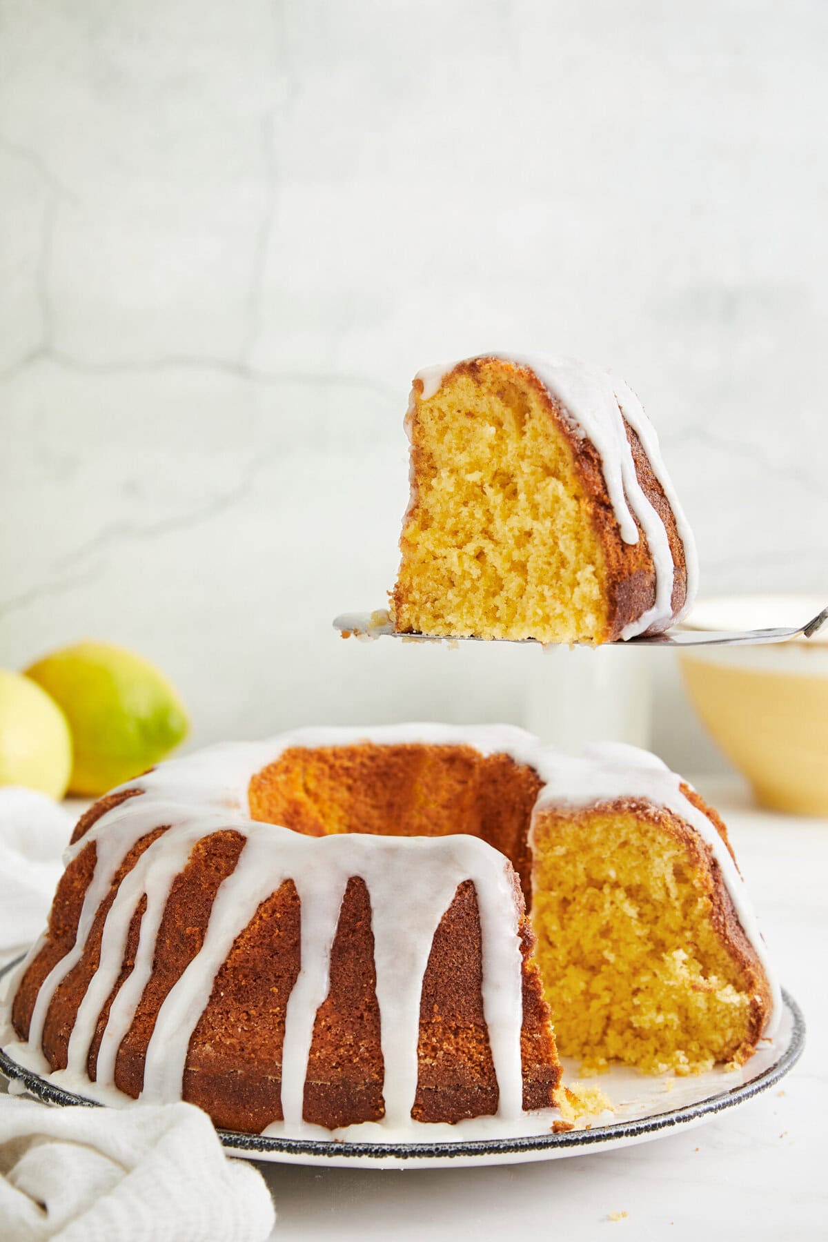 Lemon Bundt Cake With Cake Mix - foodfaithfitness