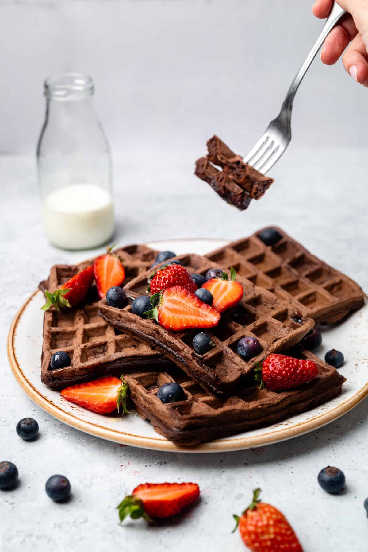 Brownie Waffles - foodfaithfitness
