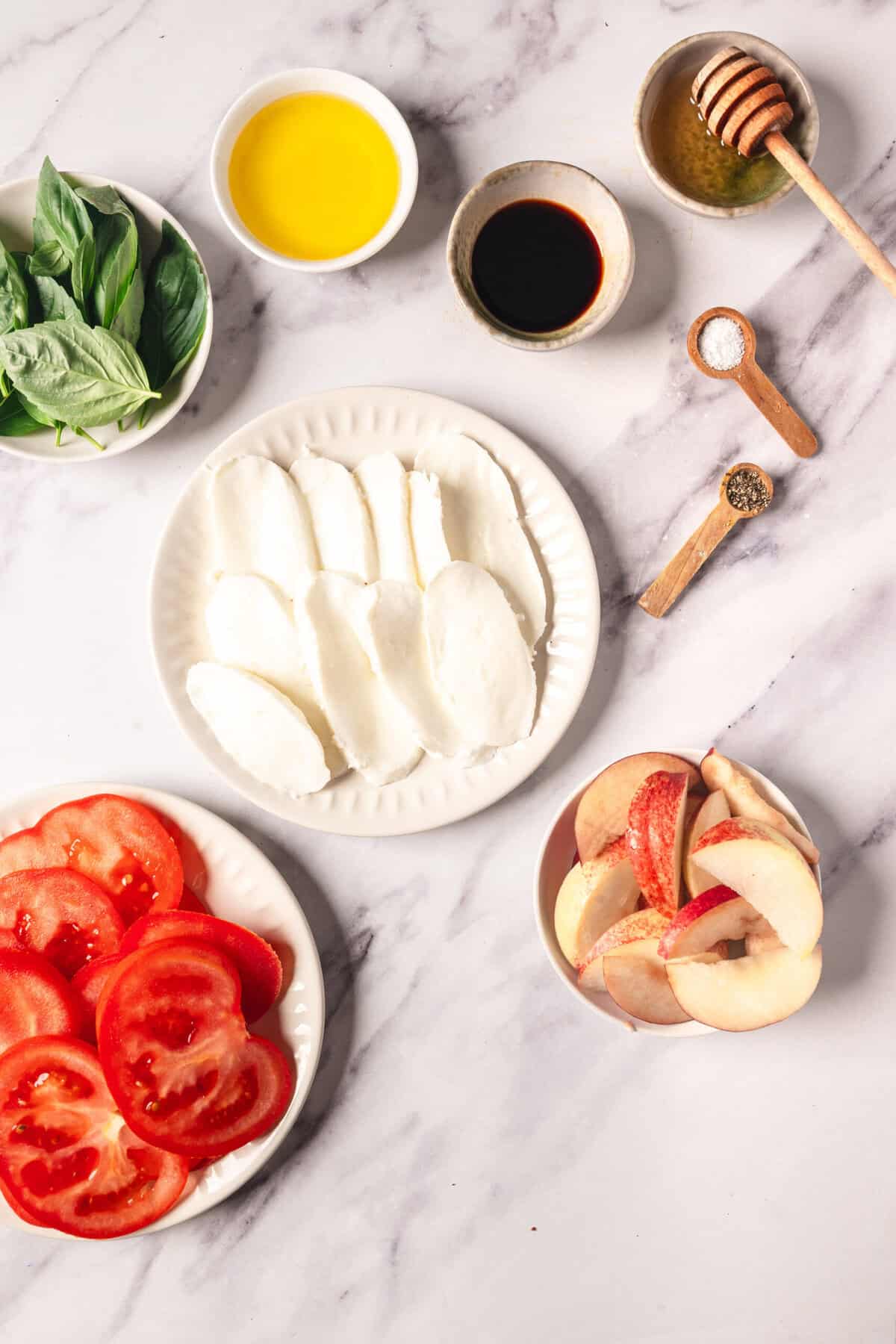 Peach Caprese Salad - foodfaithfitness
