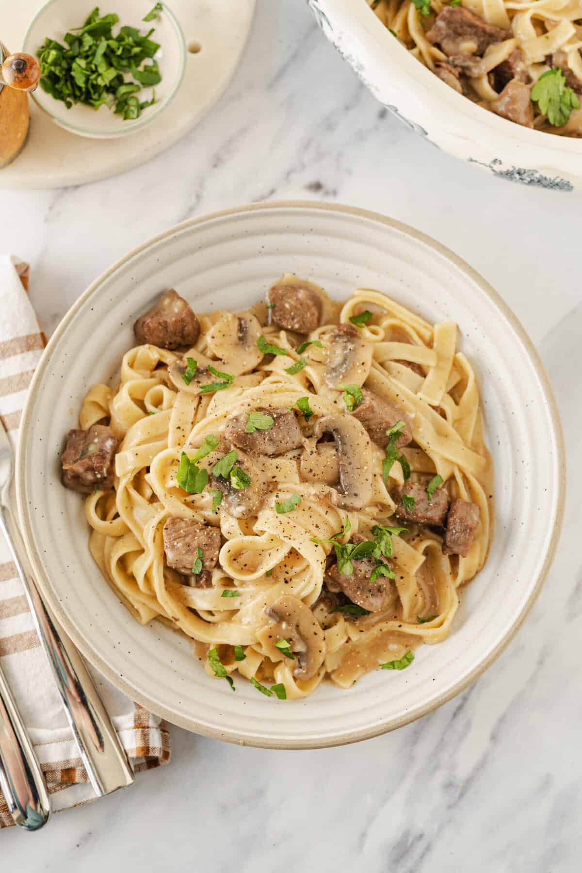 Instant Pot Beef Stroganoff - foodfaithfitness