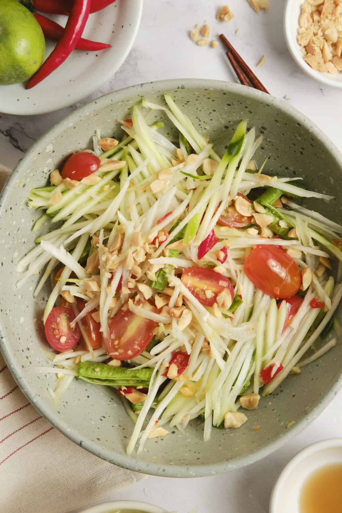 Thai papaya salad - foodfaithfittness