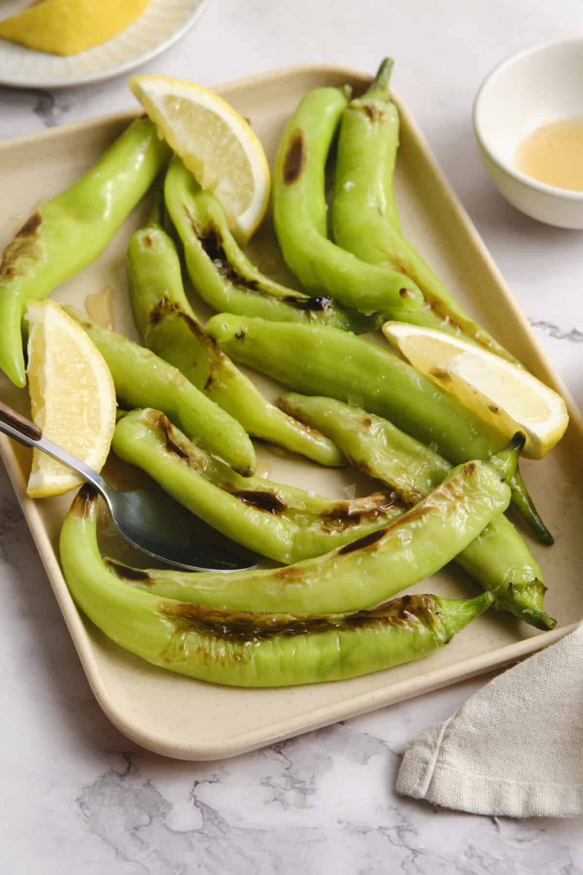 Blistered Shishito Peppers - foodfaithfitness