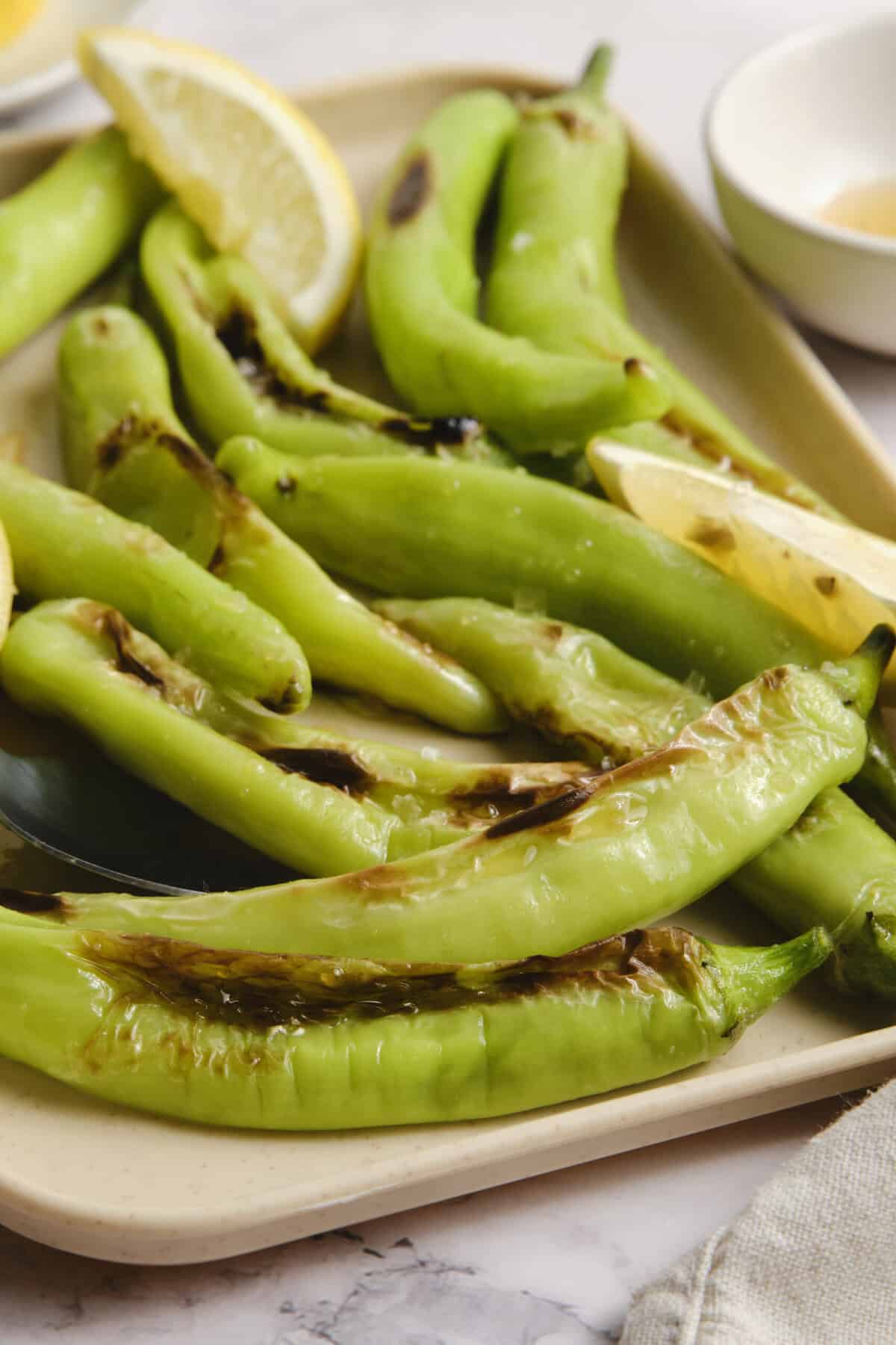 Blistered Shishito Peppers - foodfaithfitness