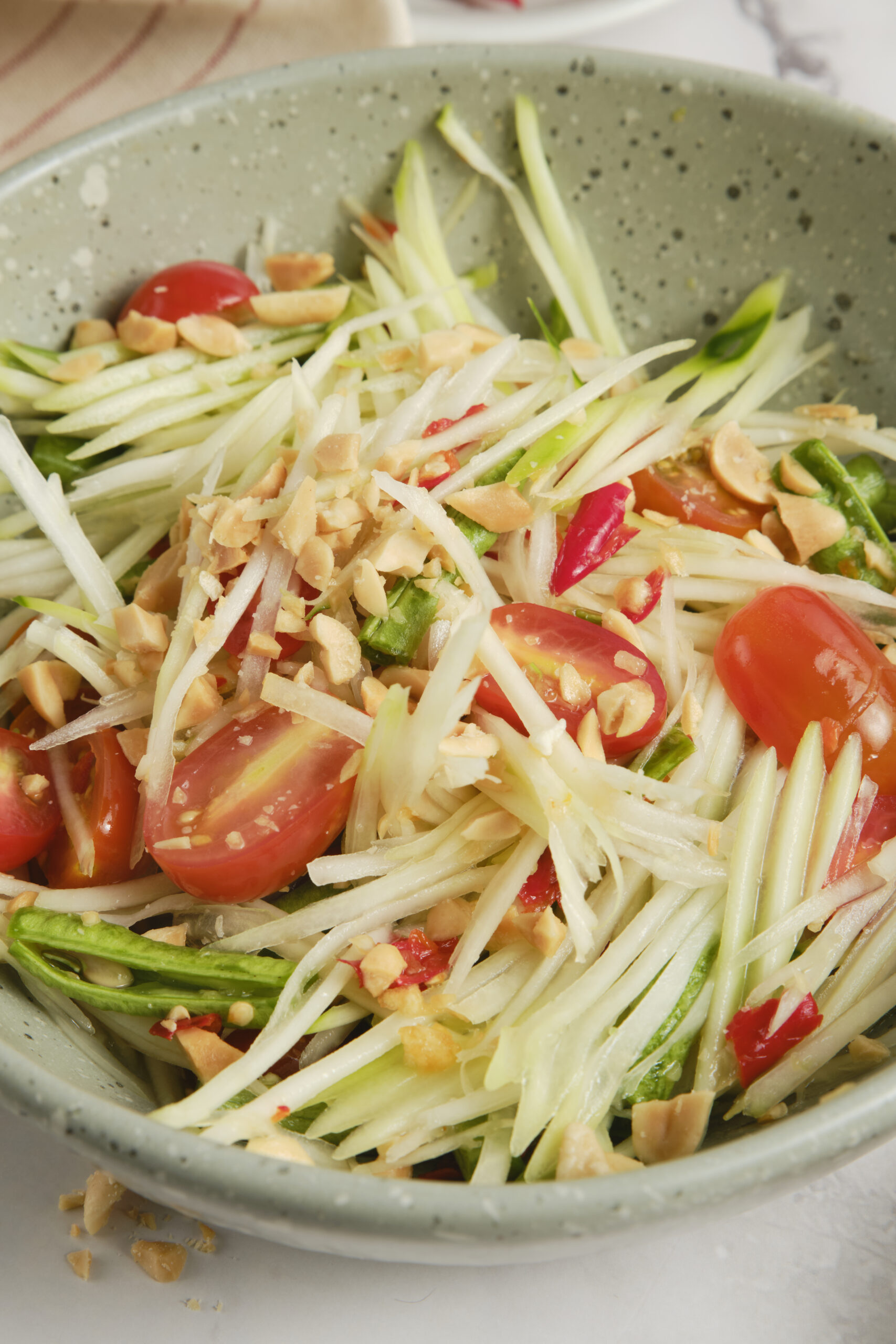 Thai papaya salad - foodfaithfittness