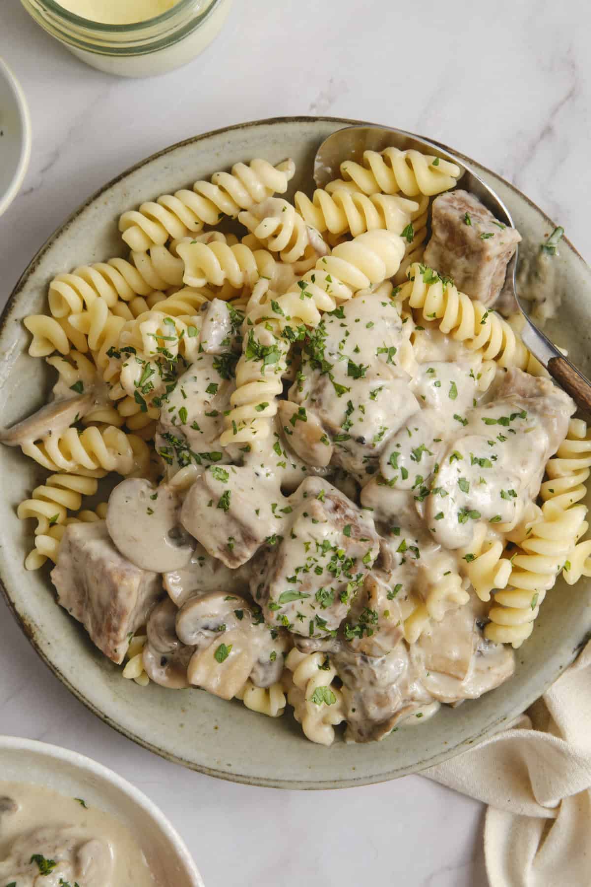 Beef stroganoff crock -pot - foodfaithfittness