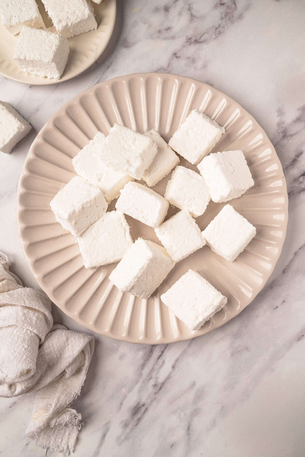 Homemade Marshmallows- foodfaithfitness