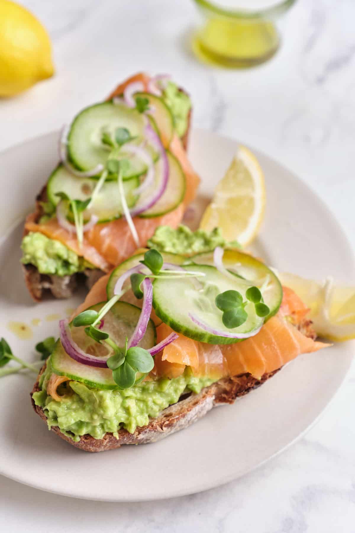 Smoked Salmon Avocado Toast - foodfaithfitness