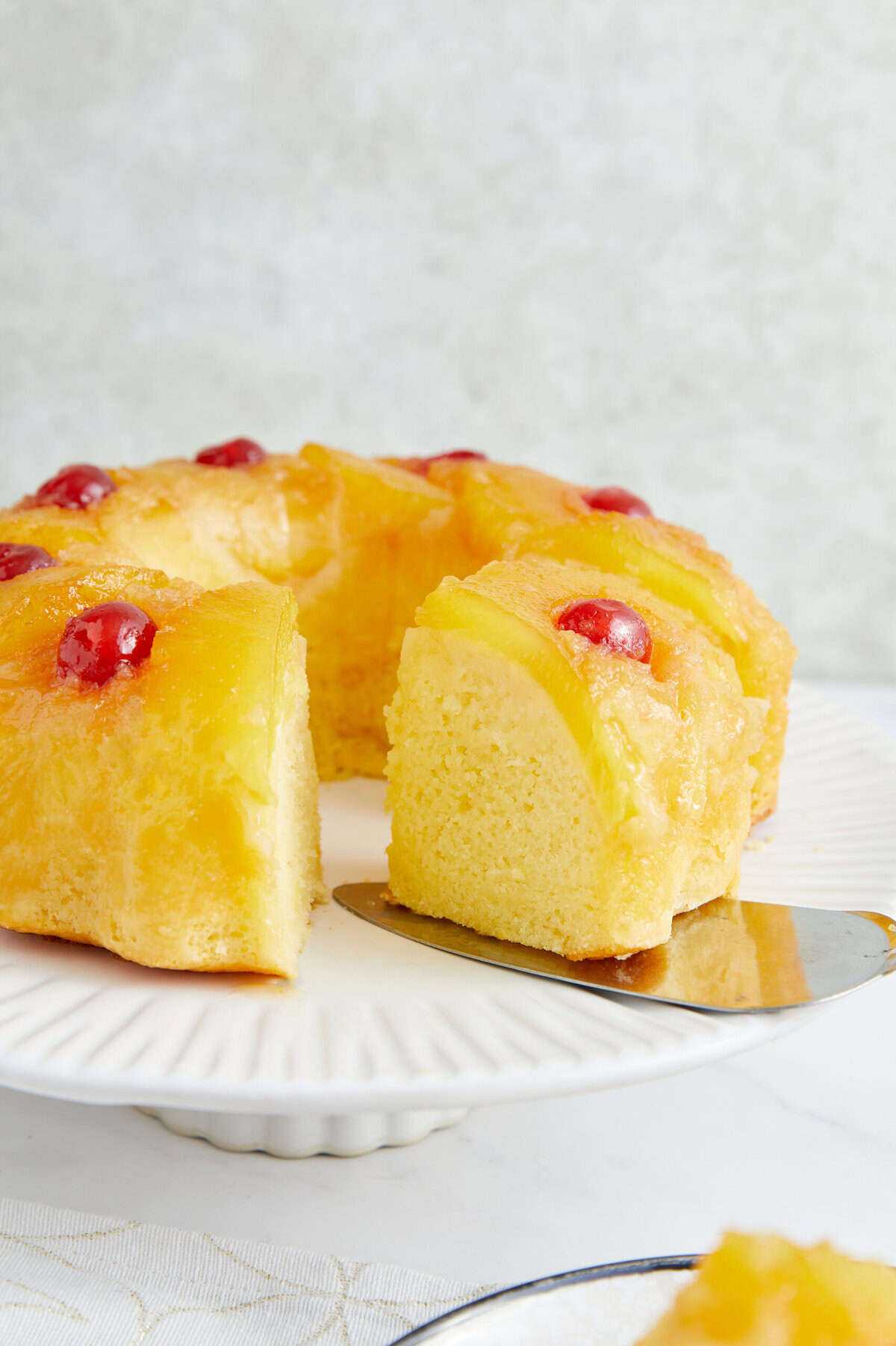 Pineapple Upside-Down Bundt Cake - foodfaithfitness