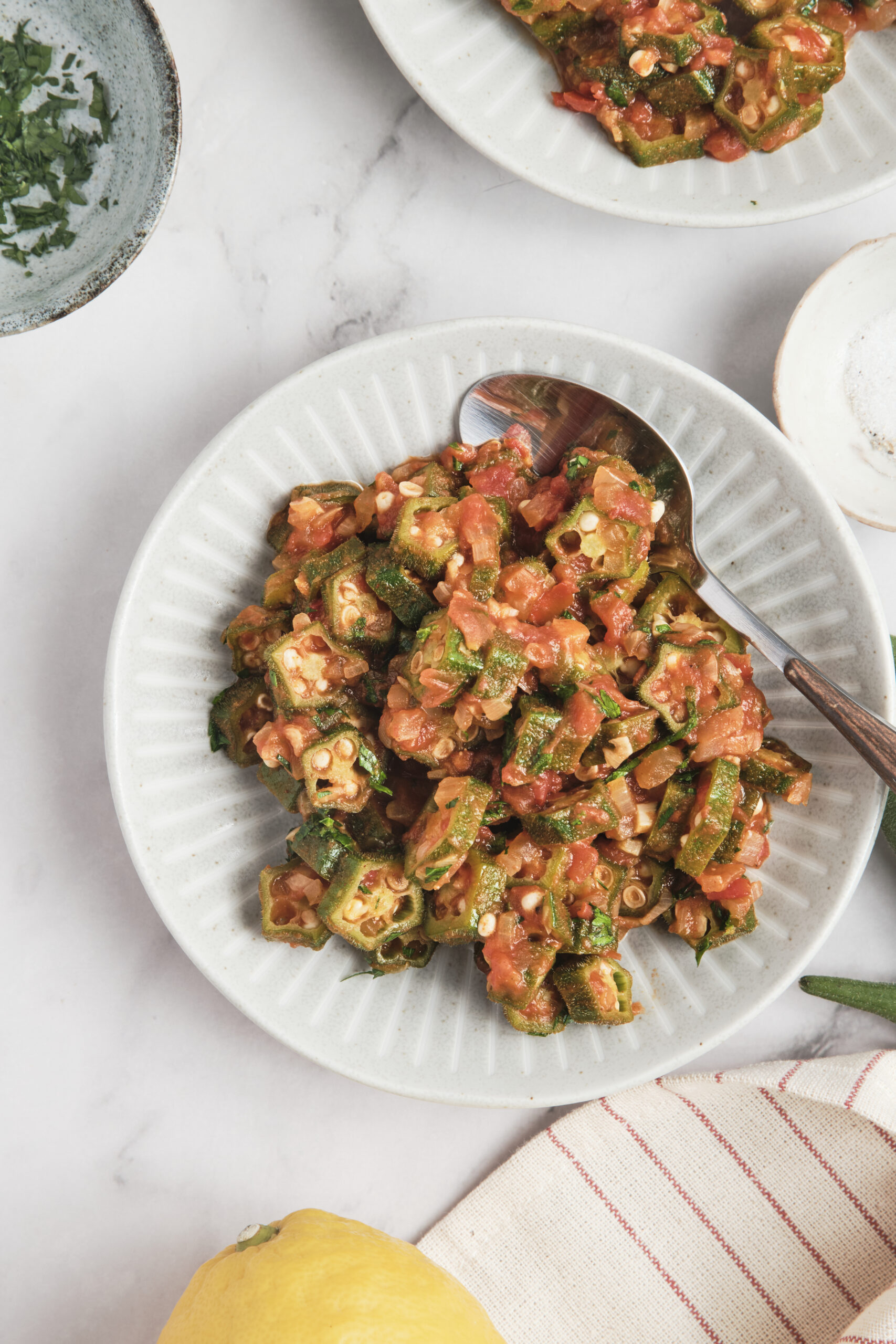 Stewed Okra and Tomatoes - foodfaithfitness