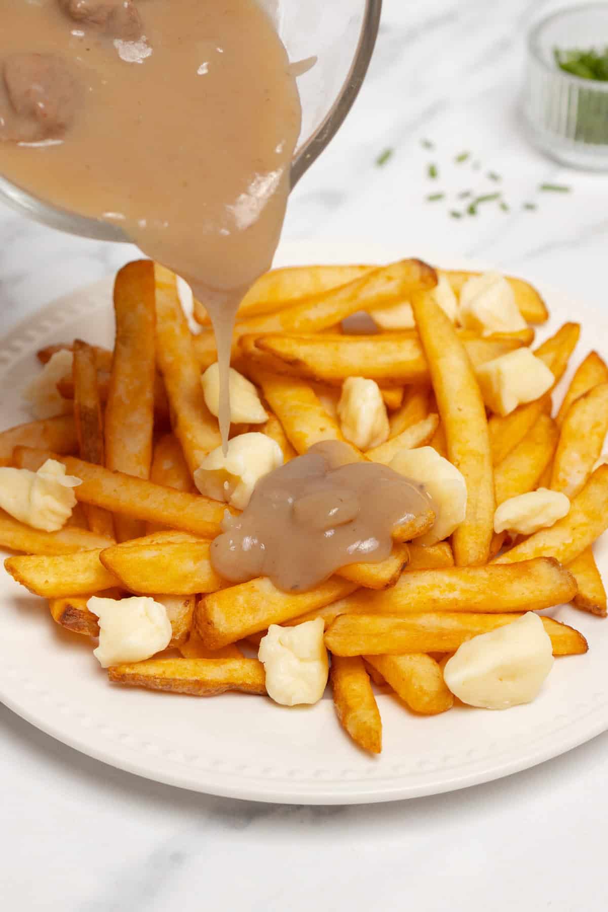 Poutine Gravy - foodfaithfitness