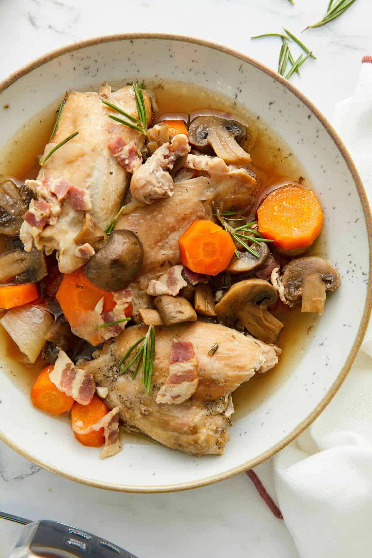 Slow-Cooker Coq au Vin - foodfaithfitness