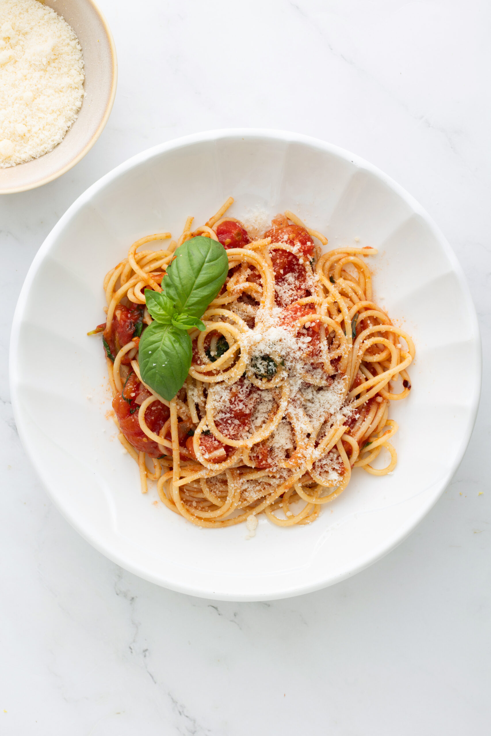 Spaghetti Pomodoro - foodfaithfitness