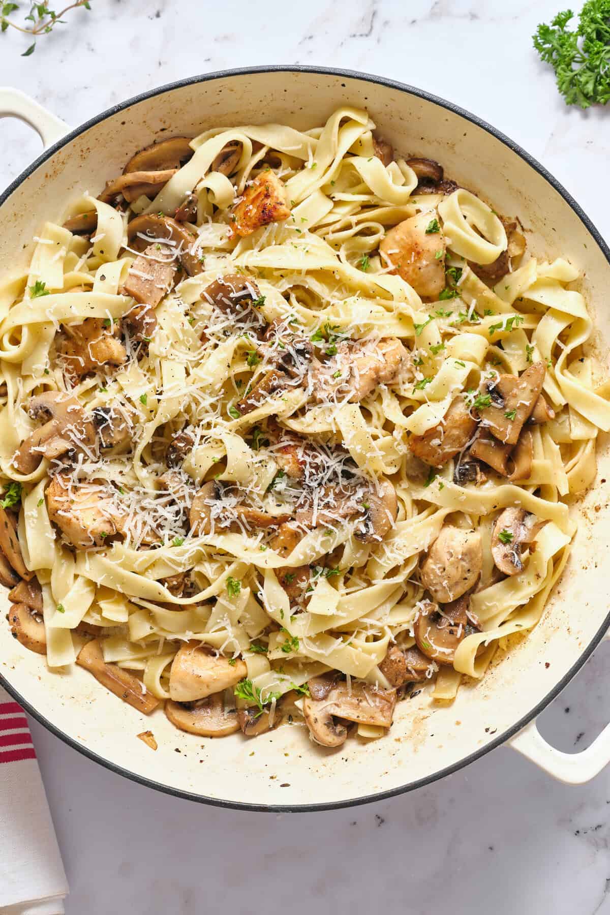 Chicken Marsala Pasta - foodfaithfitness