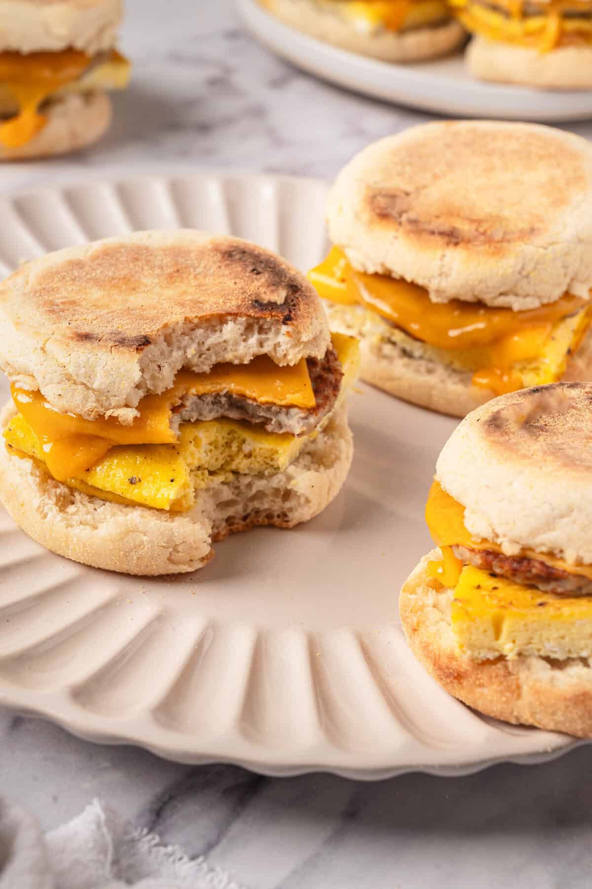 Frozen Breakfast Sandwiches - foodfaithfitness