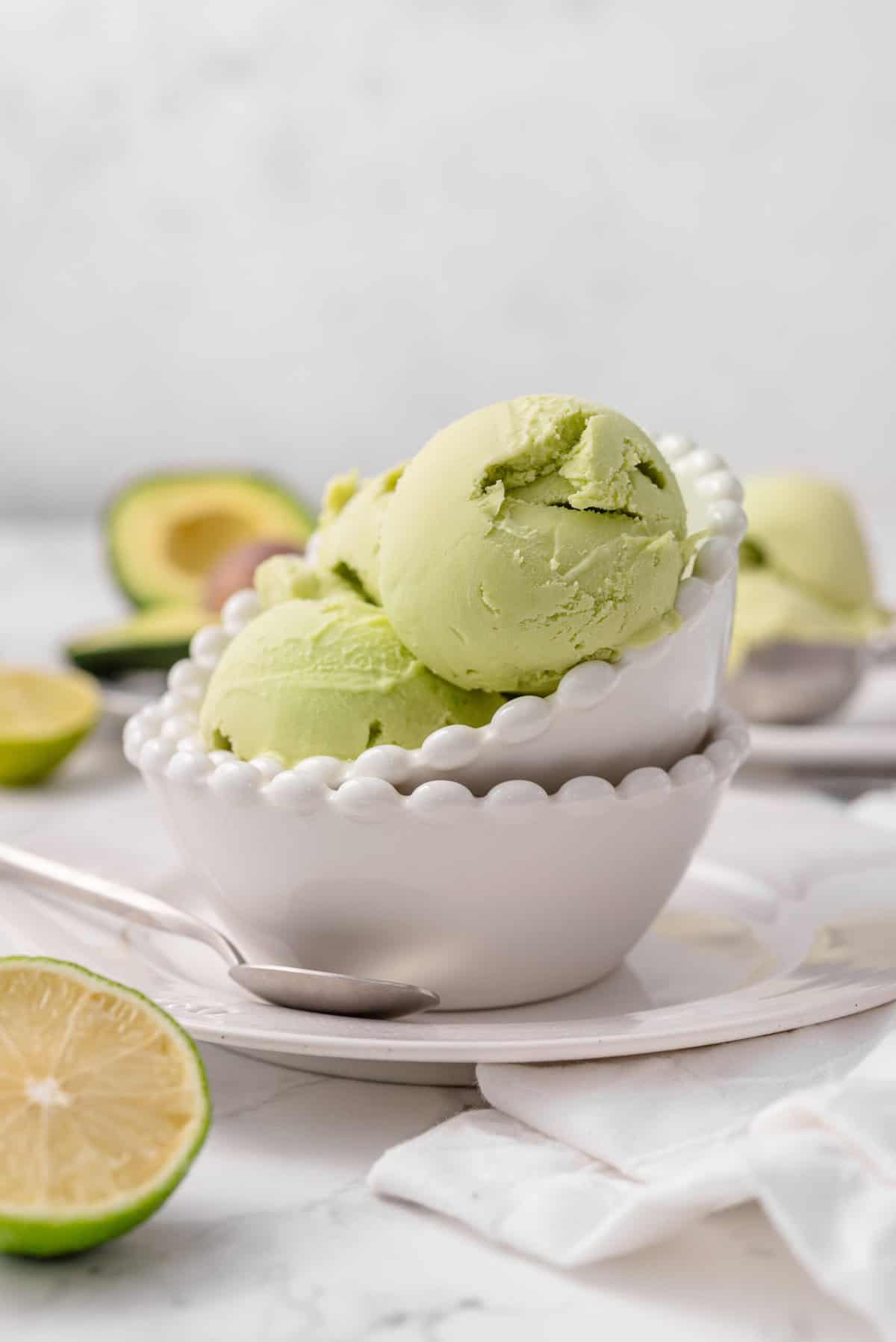 Avocado Ice Cream - foodfaithfitness