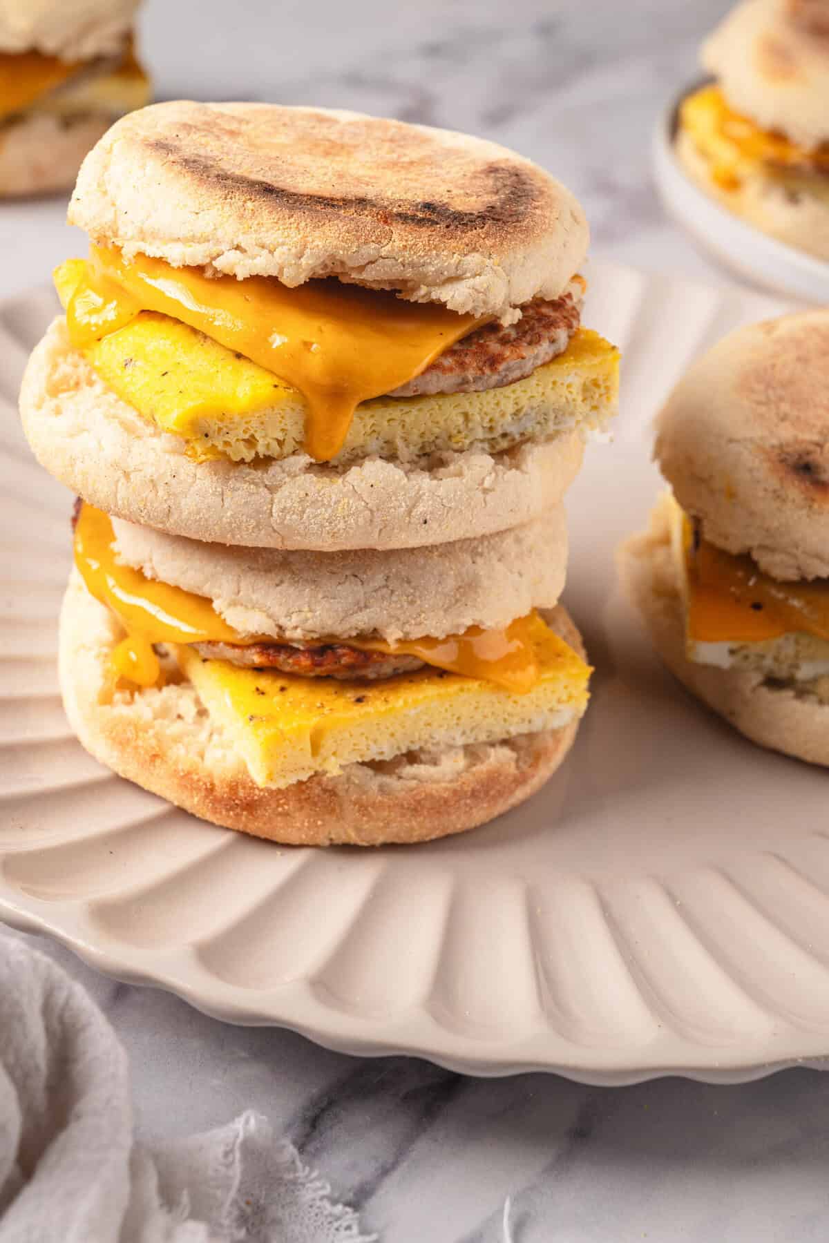 Frozen Breakfast Sandwiches - foodfaithfitness