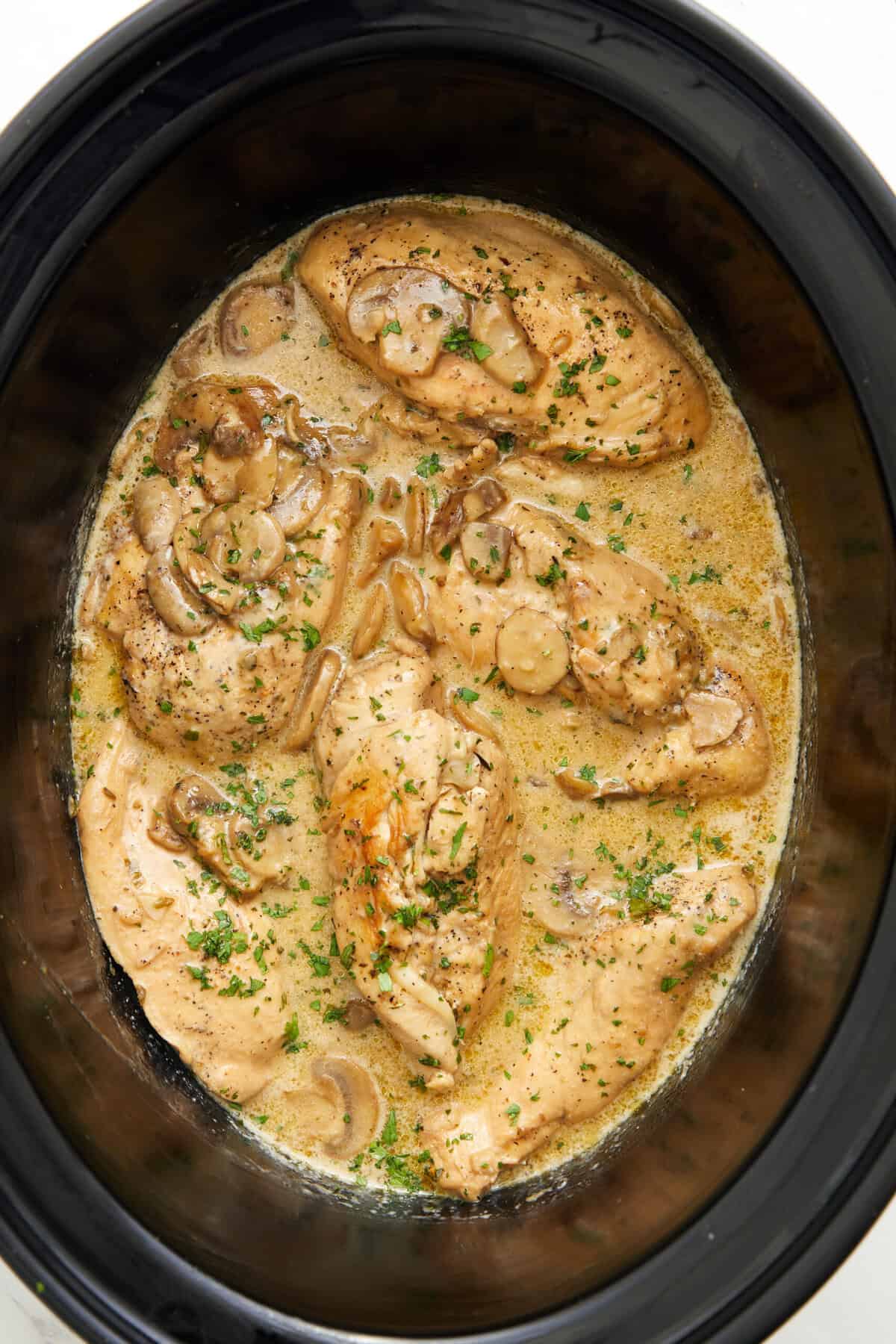 Slow Cooker Chicken Marsala - foodfaithfitness