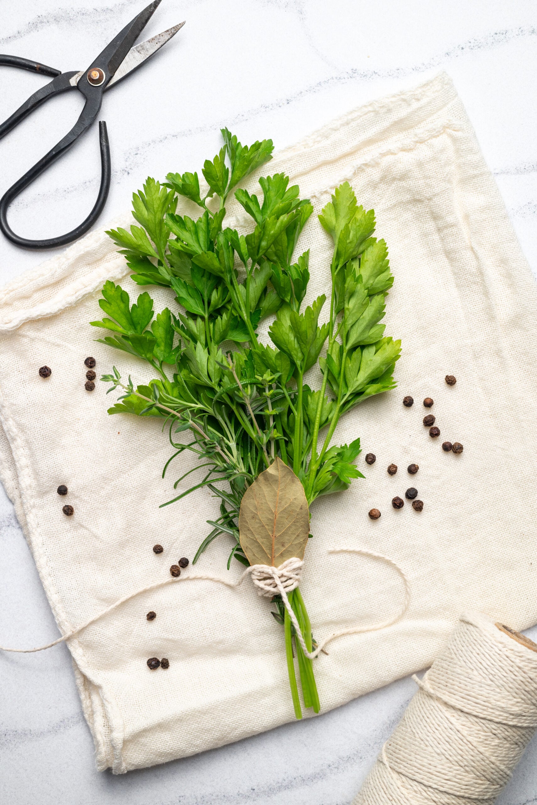 How to make Bouquet Garni - foodfaithfitness