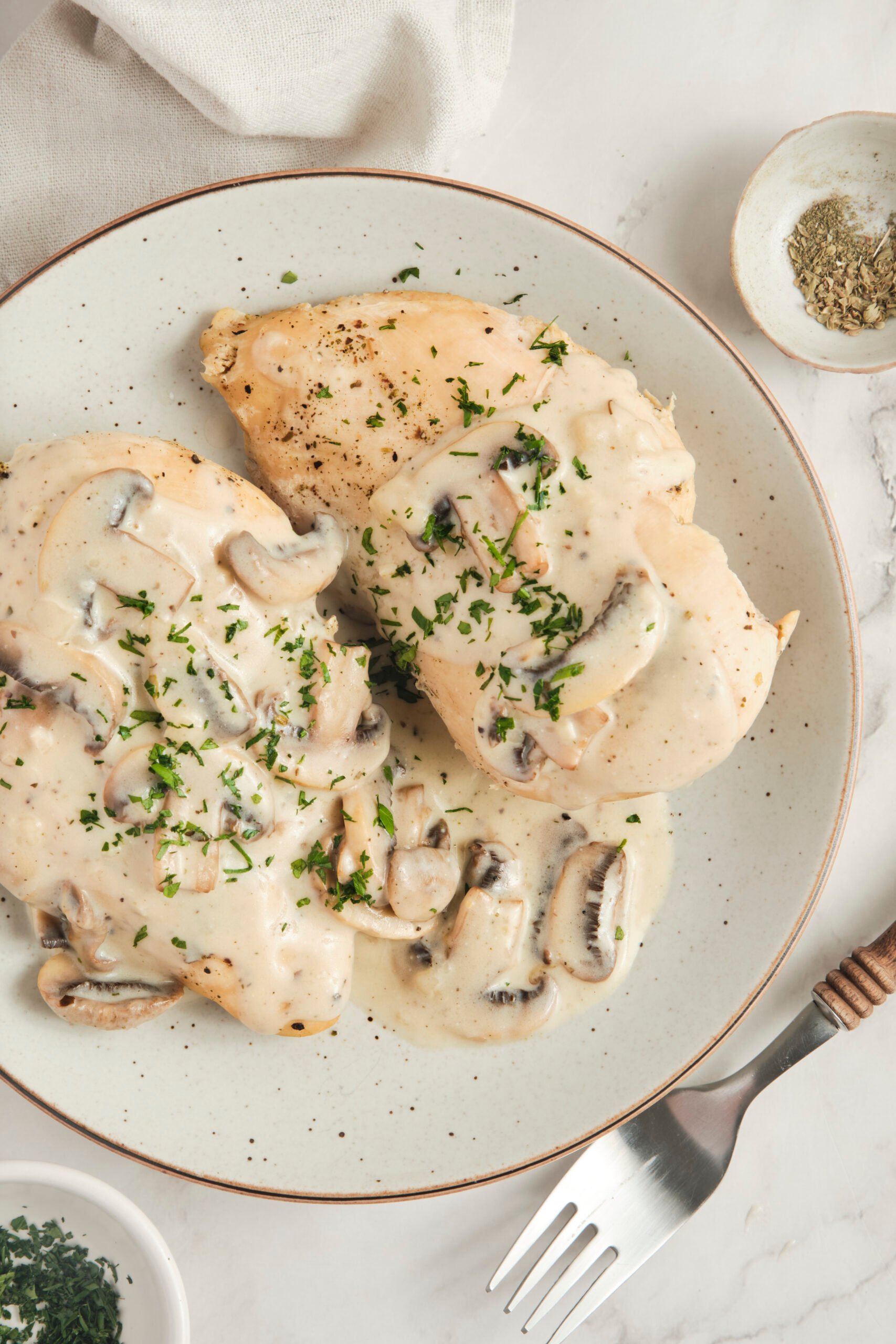 Instant-Pot Chicken Marsala - foodfaithfitness
