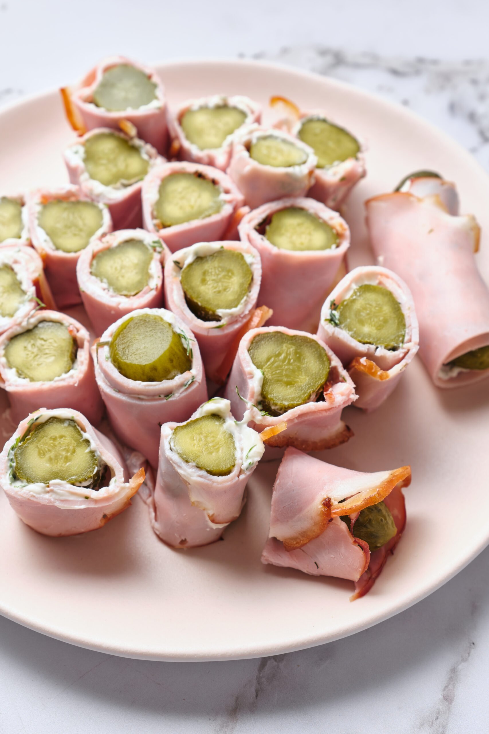 Ham and Cucumber Roll Ups - foodfaithfitness
